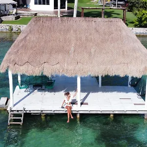 Hotel Royal Palm & Lagoon Club